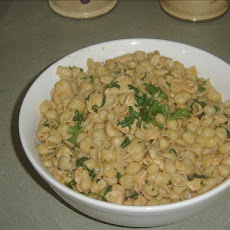 Garlic Chicken With Pasta Shells