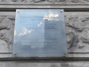Tablica Pamiątkowa Kamienica Strzałeckiego