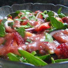 Papaya, Strawberry & Spinach Salad