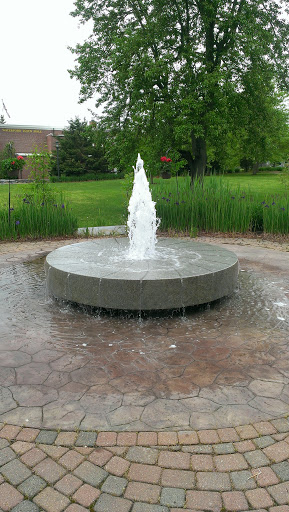 Waterford Green Fountain