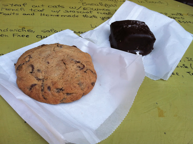 Cookie and brownie
