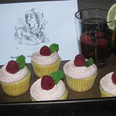 Raspberry Iced Tea Cupcakes