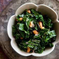 Sautéed Kale with Toasted Cashews