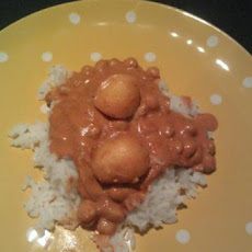 Very Quick Butter Chickpeas (Vegetarian Butter Chicken!)