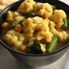Cauliflower Green Curry Recipe
