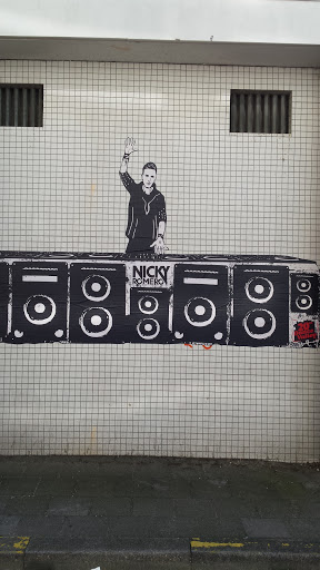DJ on a Wall