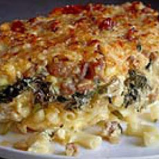 Cheesy Mac n Bangers Bake