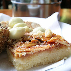 Kourambiethes (Greek Almond Shortbreads)