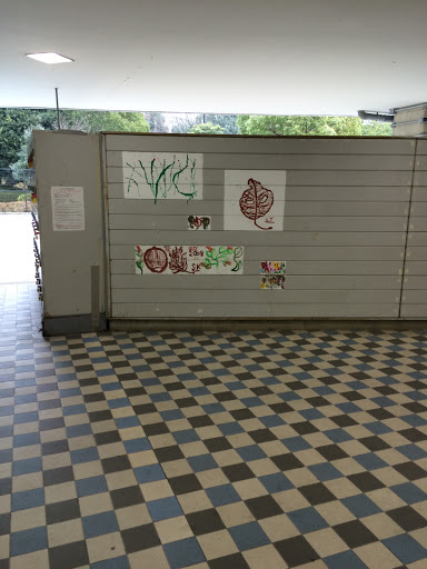 多摩川駅壁画
