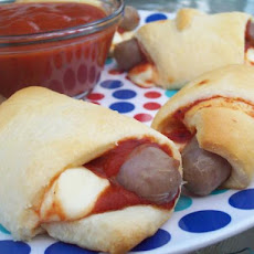 Pizza Croissants (Quick and Easy)