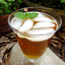 Lemon Almond Iced Tea