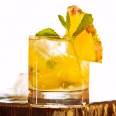 Pineapple Vanilla Mojito