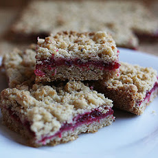 Cranberry Crumb Bars with Mulling Spices