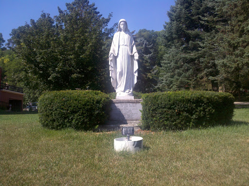 Mary of the Angels Statue