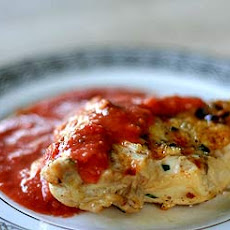 Grilled Chicken with Tomato Tarragon Sauce