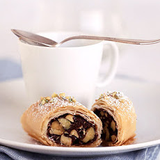 Chocolate-Pistachio Phyllo Rolls