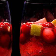 Spiced Cranberry Sangría Recipe