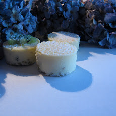 Goat's milk cheesecake bites