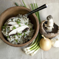 Pentoshi Mushrooms In Garlic Butter