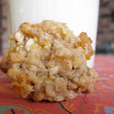 Apricot Oatmeal Cookies