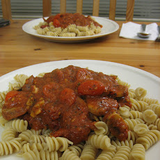 Lite Chicken & Pasta With Sun-Dried Tomatoes