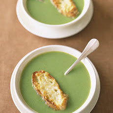 Broccoli Soup with Cheddar Toasts