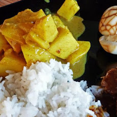 Pineapple or Apple Coconut Curry