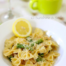 Bowtie Pasta with Asparagus