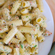 Rigatoni with Walnut, Parsley, and Sun-Dried Tomato Pesto