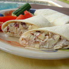Chicken Salad Sandwich Mix With Apples and Cranberries