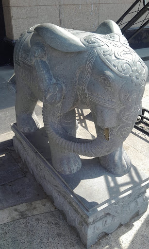 南滨国际广场石象