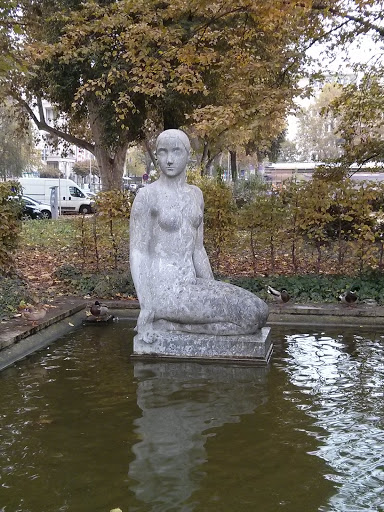Wiesbaden Statue