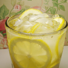Old-Fashioned Lemon Balm Lemonade