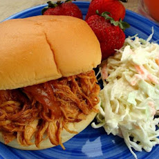Easy and Tasty Barbecue Chicken Sandwiches in the Crock Pot