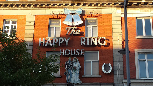 The Happy Ring House