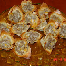 Sausage and Cheese Wontons
