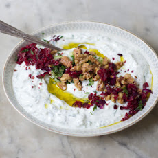 Mast-o-Khiar Yogurt Dip
