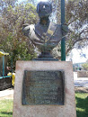Busto Arturo Prat Chacon 
