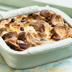 Cinnamon Apple Raisin Bread Pudding