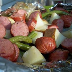 Grilled Sausage with Potatoes and Green Beans