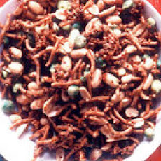 Spicy-Sweet Asian Nut Mix