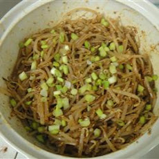 Kongnamool (Korean Soybean Sprouts)
