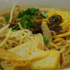 Spicy Curry Soup With Noodles, Chicken and Sweet Potato