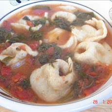 Quick & Easy Tortellini Soup With Spinach and Tomatoes