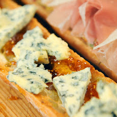 Open-Faced Baguette with Fig Marmalade and Blue Cheese