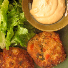 Cilantro Lime Salmon Cakes with Chipotle Mayo