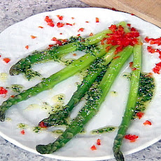 Asparagus with Lemon Herb Dressing