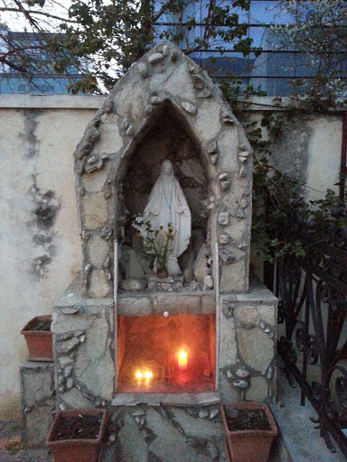 Altarul Fecioarei Maria