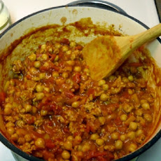 California Vegetable and Chickpea Chili