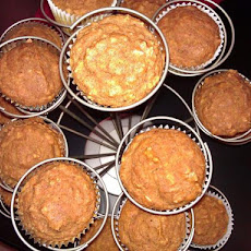 Moist Pumpkin Oatmeal Muffins